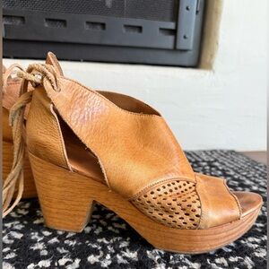 Free People Tan Leather Platform with Chunky Heel